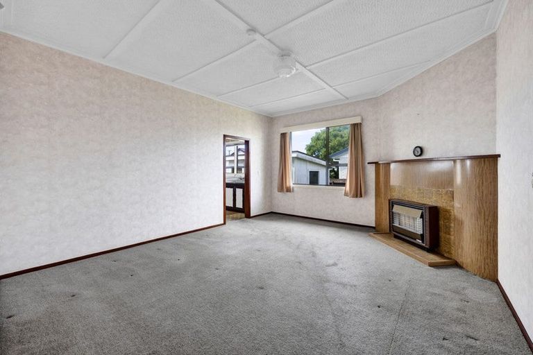 Photo of property in 192 High Street, Eltham, 4322