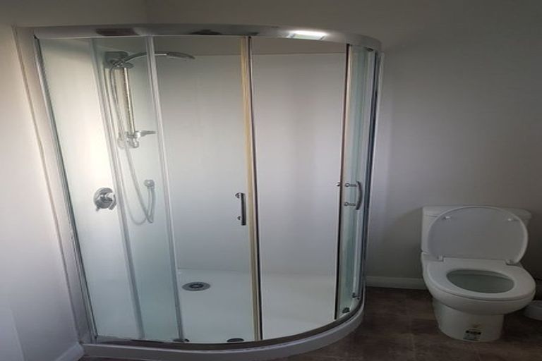 Photo of property in 5 Henry Street, Ebdentown, Upper Hutt, 5018