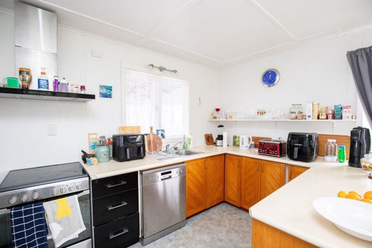 Photo of property in 5 Scott Street, Pipiroa, Ngatea, 3597