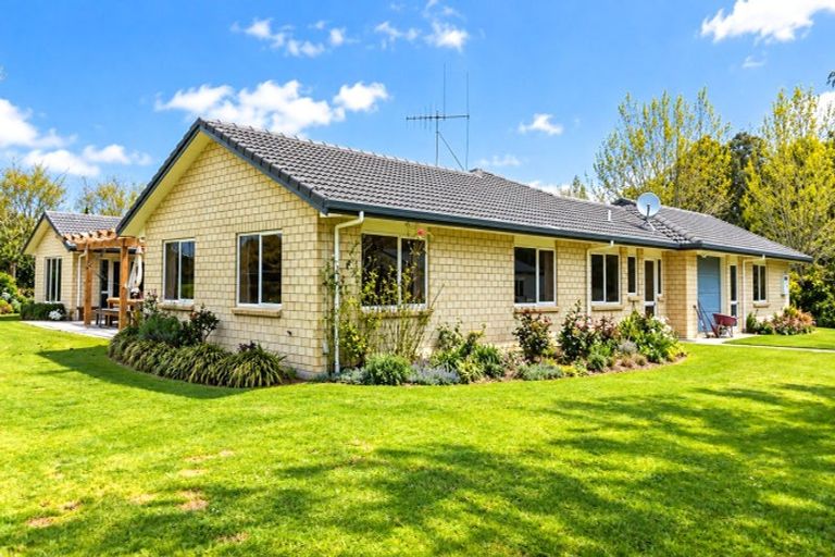 Photo of property in 17 Orchard Road, Te Kauwhata, 3782