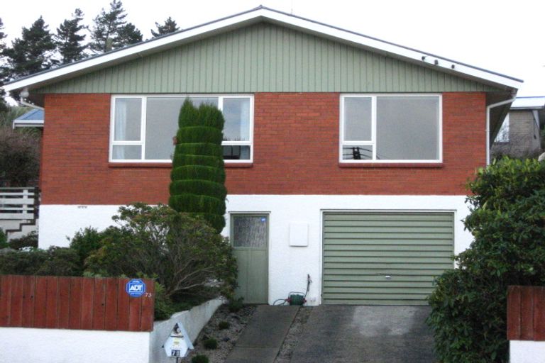 Photo of property in 73 Mckerrow Street, Shiel Hill, Dunedin, 9013