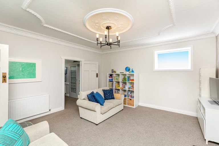 Photo of property in 39 Gaine Street, New Plymouth, 4310