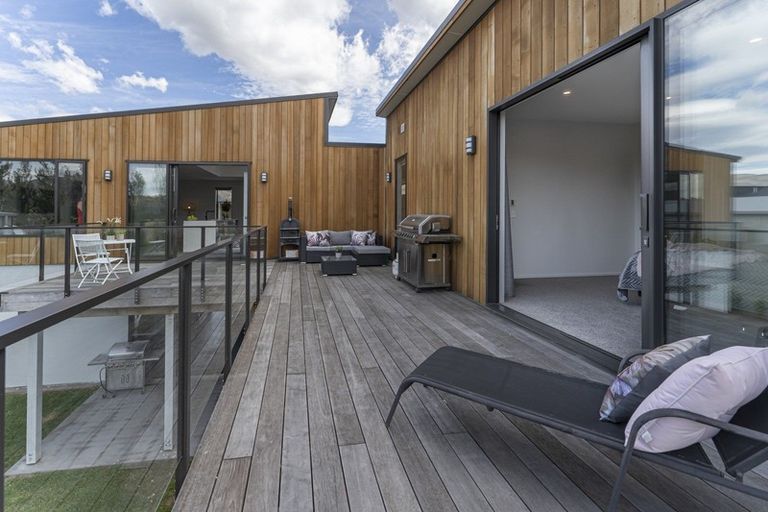 Photo of property in 5 Monaco Drive, Cromwell, 9384