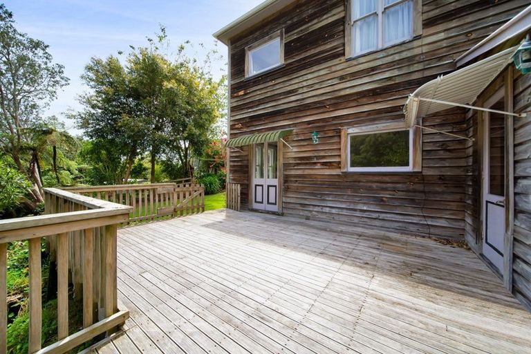 Photo of property in 44 Carrington Street, Lower Vogeltown, New Plymouth, 4310