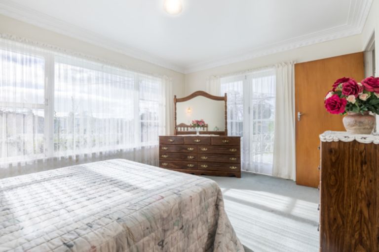 Photo of property in 188 White Swan Road, Mount Roskill, Auckland, 1041