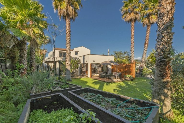 Photo of property in 4 School House Lane, Whitianga, 3510