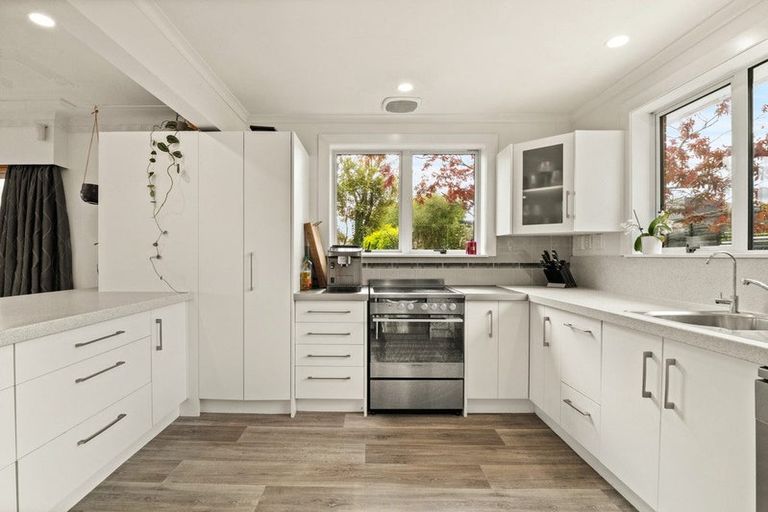 Photo of property in 43 Mure Street, Mosgiel, 9024