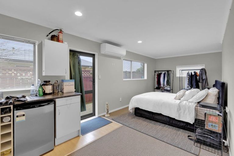 Photo of property in 6 Fencourt Place, Rototuna North, Hamilton, 3210