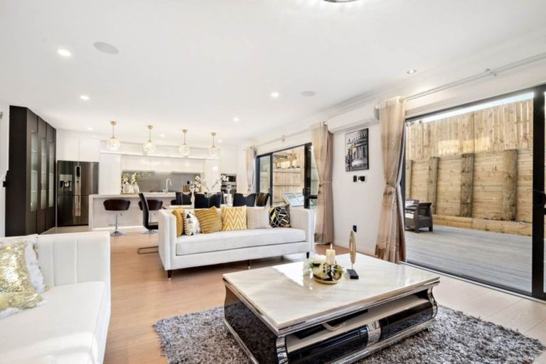 Photo of property in 9 Lisnoble Road, Flat Bush, Auckland, 2019