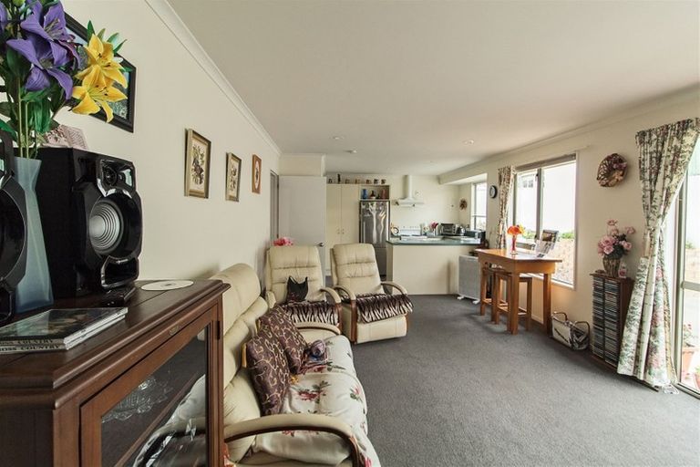 Photo of property in 2/92 Arthur Street, Seaview, Timaru, 7910