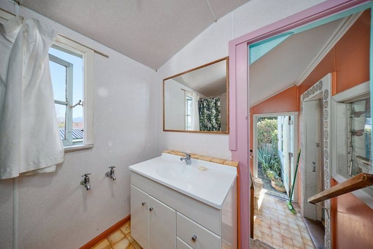 Photo of property in 123 Beach Road, Kaikoura, 7300