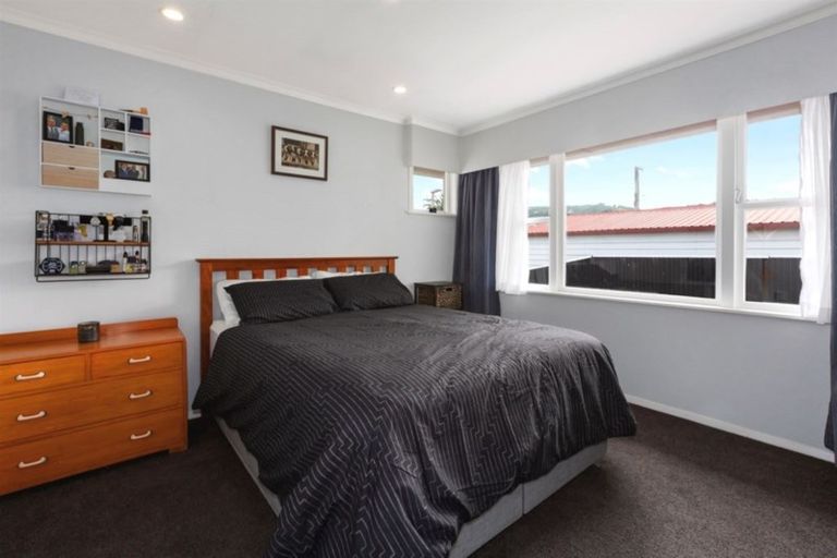 Photo of property in 11 Bristol Street, Trentham, Upper Hutt, 5018