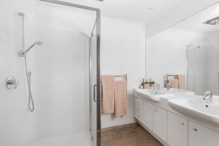 Photo of property in 135 Palm Beach Boulevard, Papamoa Beach, Papamoa, 3118