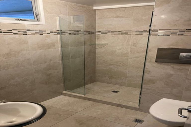 Photo of property in St Pauls Apartments, 51/43 Mulgrave Street, Thorndon, Wellington, 6011