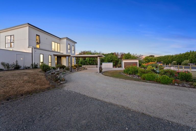 Photo of property in 27 Raukawa Road, Peka Peka, Waikanae, 5391