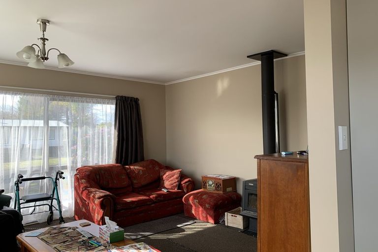 Photo of property in 1 Toi Grove, Turangi, 3334