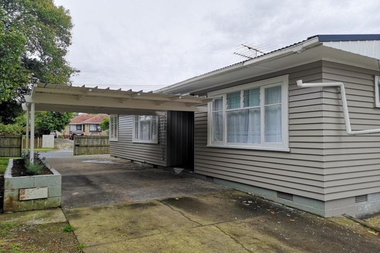 Photo of property in 19 Walters Road, Mount Wellington, Auckland, 1062