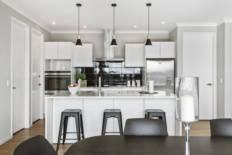 Photo of property in 16 Major Henry Greens, Silverdale, 0932