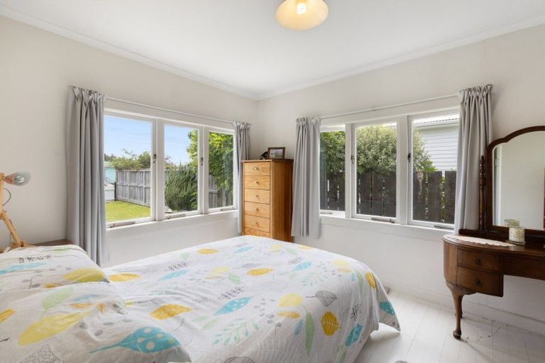 Photo of property in 32 Bellevue Road, Brookfield, Tauranga, 3110