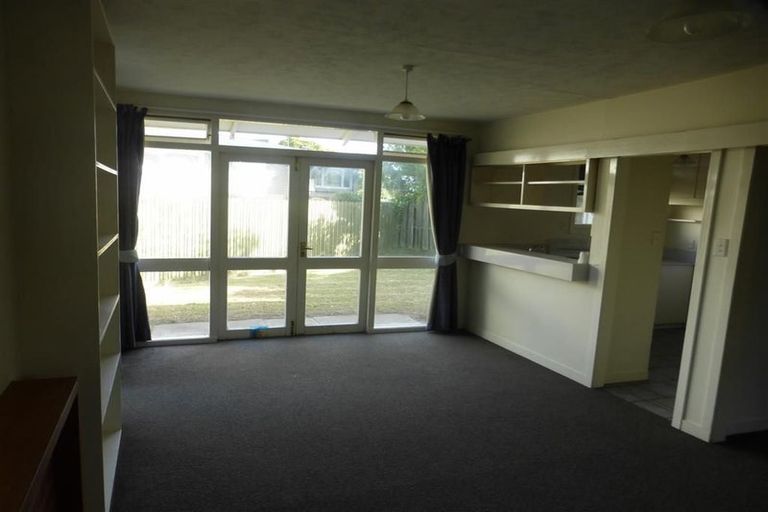 Photo of property in 1/11 Maidstone Road, Ilam, Christchurch, 8041