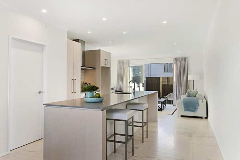 Photo of property in 10 Plover Road, Hobsonville, Auckland, 0616