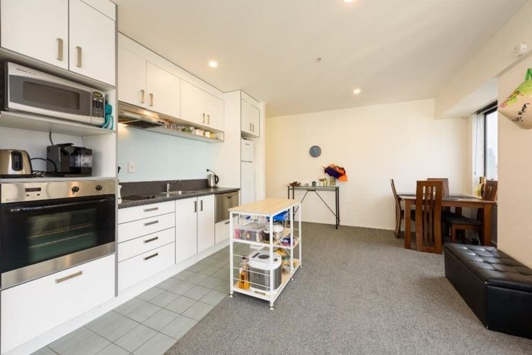 Photo of property in St Peters Apartments, 6b/192 Willis Street, Te Aro, Wellington, 6011