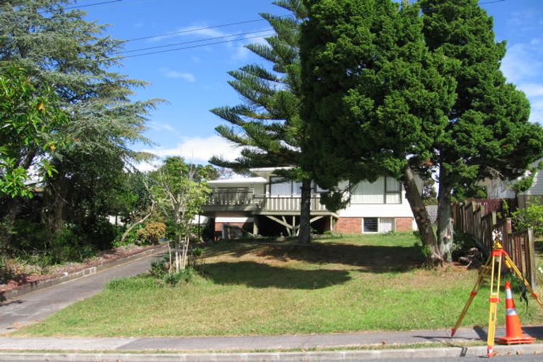 Photo of property in 5 Beverly Place, New Lynn, Auckland, 0600