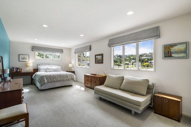 Photo of property in 38 Saddleback Rise, Murrays Bay, Auckland, 0630