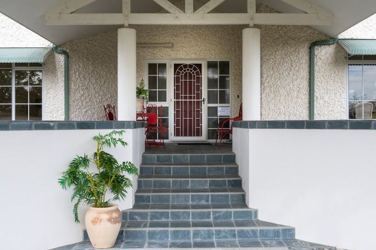 Photo of property in 26 Tauroa Road, Havelock North, 4130