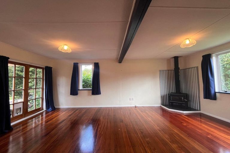 Photo of property in 933 Makomako Road, Pahiatua, 4983