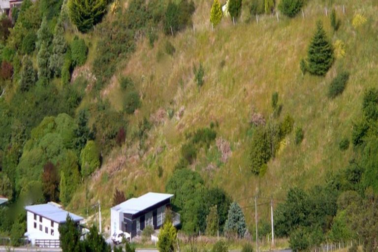 Photo of property in 19 Brenchley Road, Lyttelton, 8082