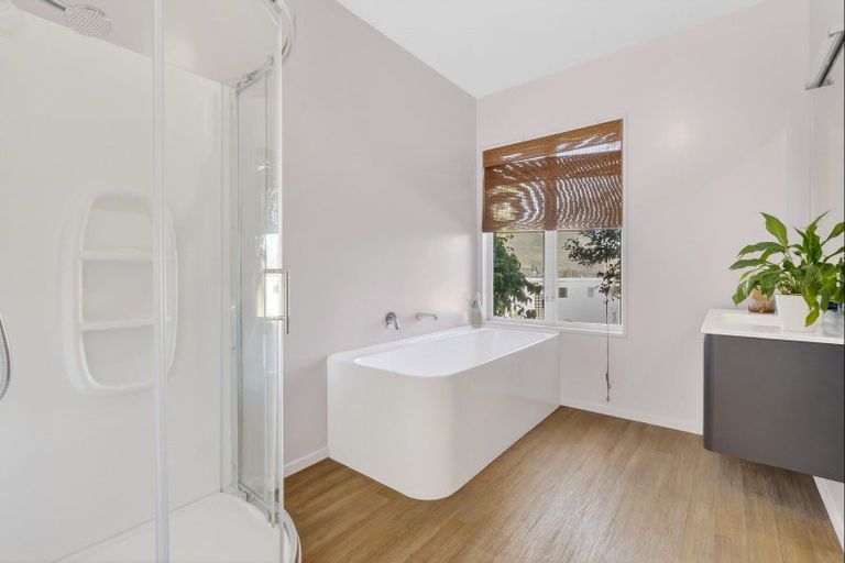 Photo of property in 9 Mulberry Lane, Wanaka, 9305