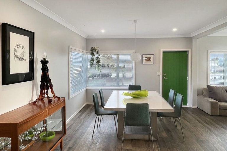 Photo of property in 32 Matai Street, Castlecliff, Whanganui, 4501