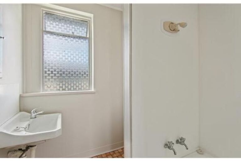 Photo of property in 510 Barbadoes Street, Edgeware, Christchurch, 8013