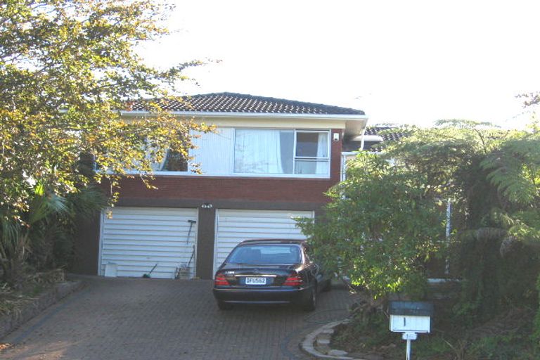 Photo of property in 15 Sorrel Crescent, Bucklands Beach, Auckland, 2012