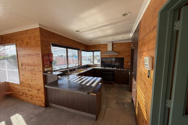 Photo of property in 2 Bernard Street, Tauranga South, Tauranga, 3112
