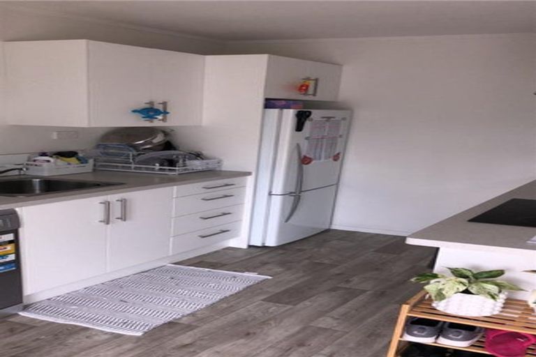 Photo of property in 505 Featherston Street, Roslyn, Palmerston North, 4414