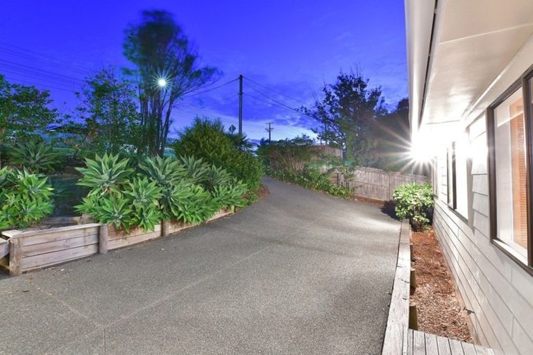 Photo of property in 73 Arran Road, Browns Bay, Auckland, 0630