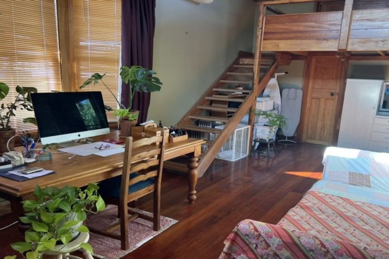 Photo of property in 409 Jervois Street, Mayfair, Hastings, 4122