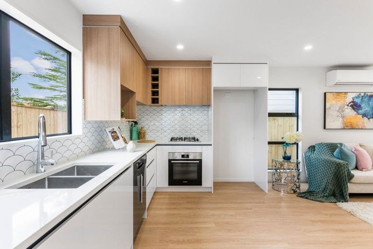 Photo of property in 36d Sunnyside Crescent, Papatoetoe, Auckland, 2025