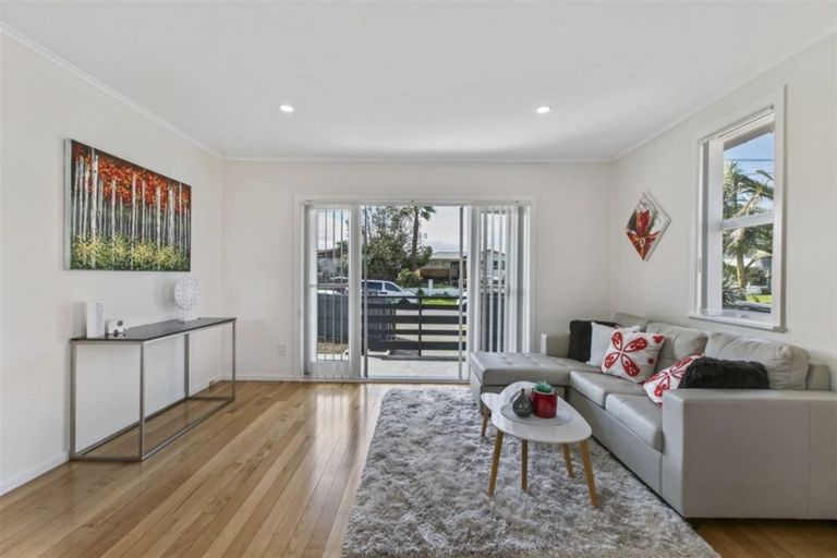 Photo of property in 1/23 Richard Road, Mangere, Auckland, 2022