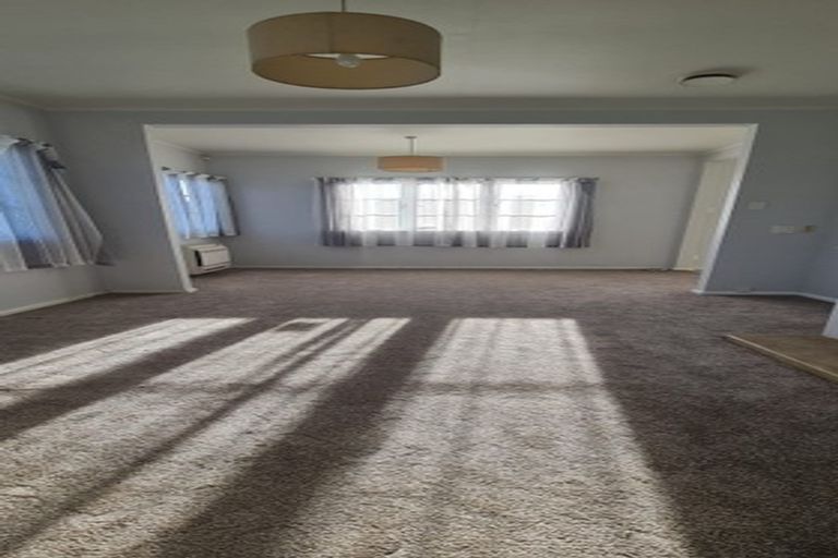 Photo of property in 1/5 Hill Road, Papatoetoe, Auckland, 2025