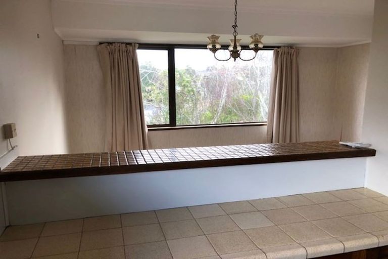 Photo of property in 2/67 Prince Regent Drive, Half Moon Bay, Auckland, 2012