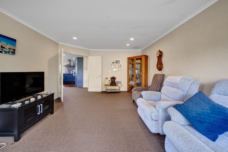 Photo of property in 7b Faber Place, Inglewood, 4330