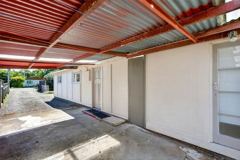 Photo of property in 1 Kempton Street, Greytown, 5712