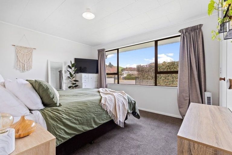 Photo of property in 10 Frances Street, Tirau, 3410