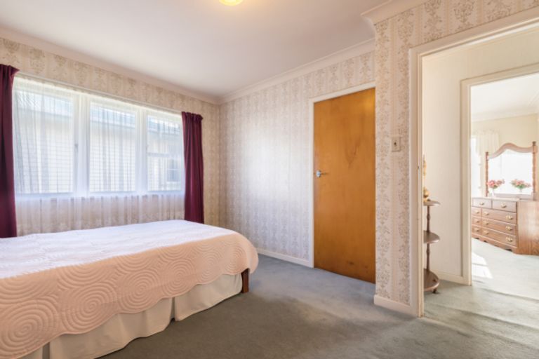 Photo of property in 188 White Swan Road, Mount Roskill, Auckland, 1041