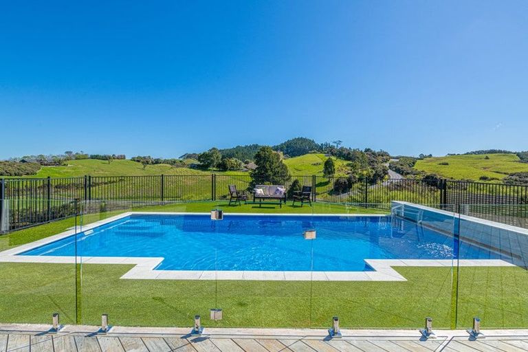 Photo of property in 883 Haruru Road, Wainui, Kaukapakapa, 0873