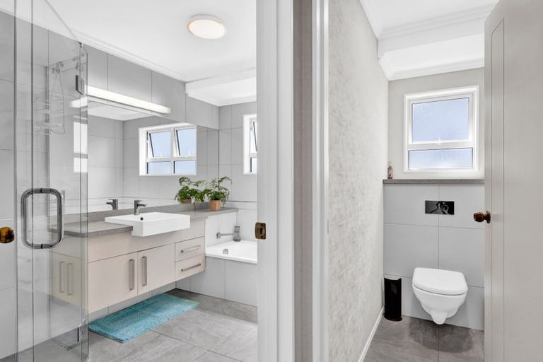 Photo of property in 11 Grey Street, Hawera, 4610