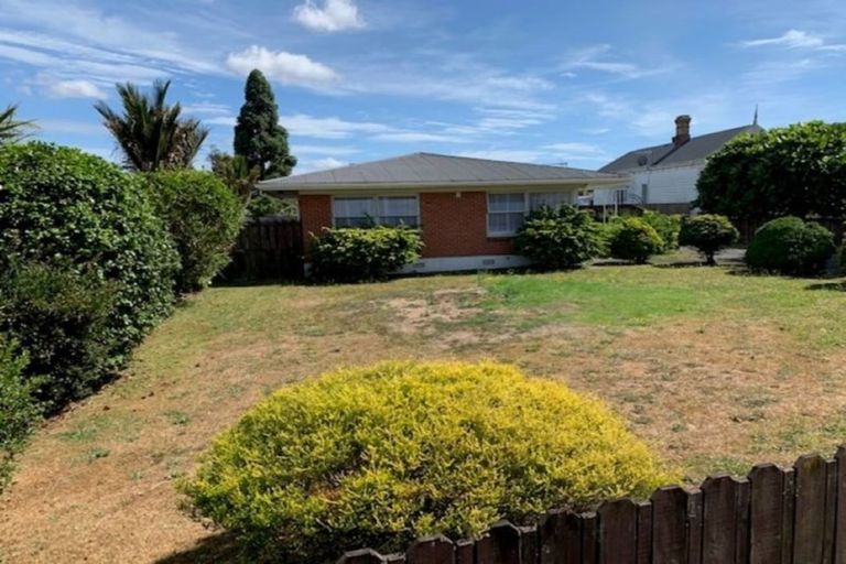 Photo of property in 154 Clevedon Road, Papakura, 2110